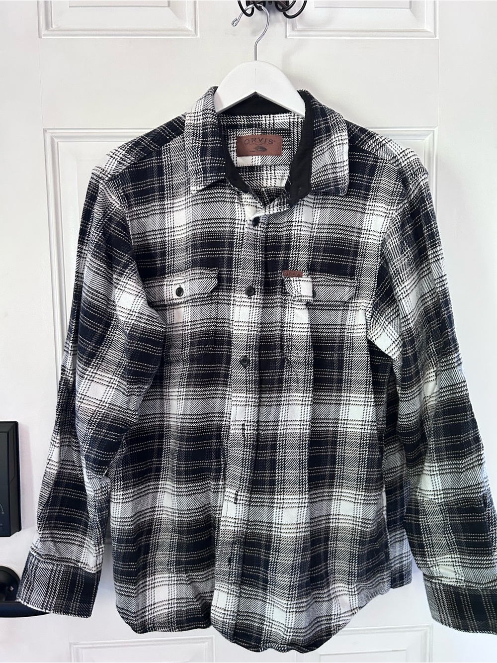 Orvis Black & White Plaid Casual Button-Down Shirt
